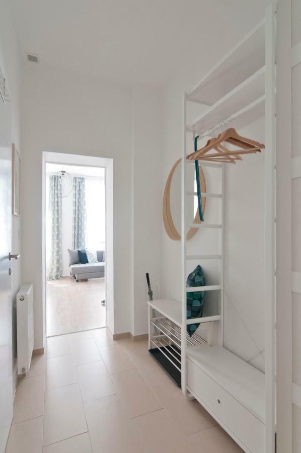 Stylish Self-Check-In Apartment With 2 Bedrooms Wenen Buitenkant foto